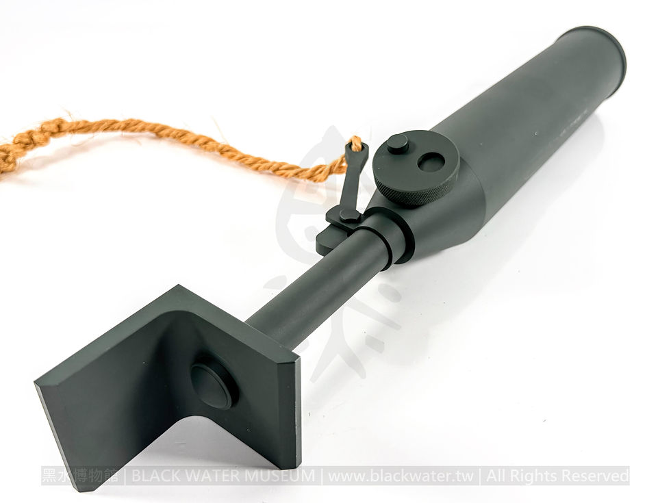 1938 Republic of China Type 27 50 mm Grenade Discharger — G-Max 1:1 Aluminum Replica
民國27年(1938) 中華民國二七式50公釐擲彈筒 G-Max 1:1鋁製模型《Black Water Museum Collections | 黑水博物館館藏》