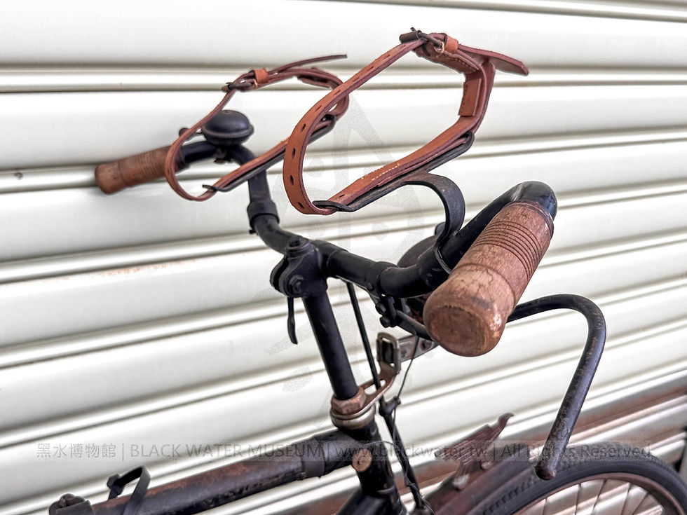 1939 German Army Steyr Waffenrad Truppenfahrrad
民國28年(1939)德國陸軍施泰爾兵工自行車(Steyr Waffenrad) 制式部隊自行車《Black Water Museum Collections | 黑水博物館館藏》