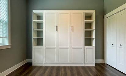 Vertical Shaker Panel, White, Queen with 20” Side Cabinets and 1_3 Doors, Closed.jpg