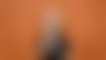 TÔI KHÔNG CẦN GÌ TỪ BẤT KÌ AI