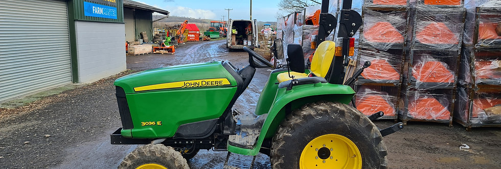 John Deere 3036 E Compact Tractor