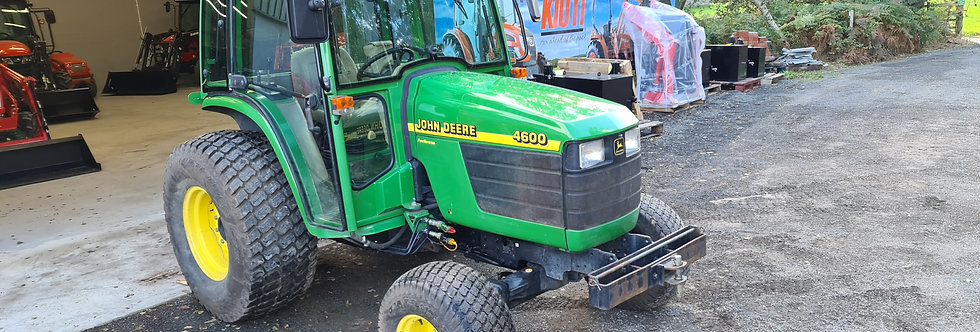 John Deere Compact Tractor 4600 Cab