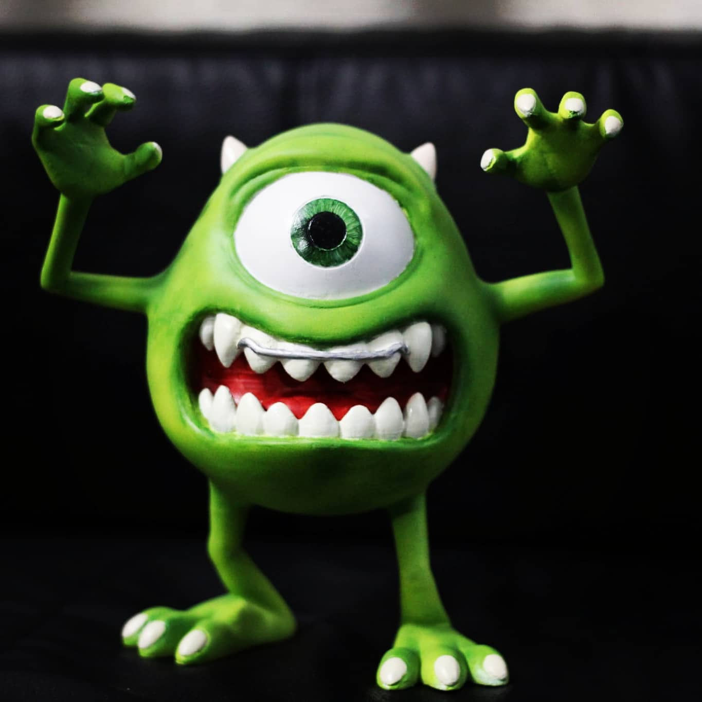 Sevimli Canavarlar Mike Wazowski Boyalı Figür Monsters Mike Figür 10CM