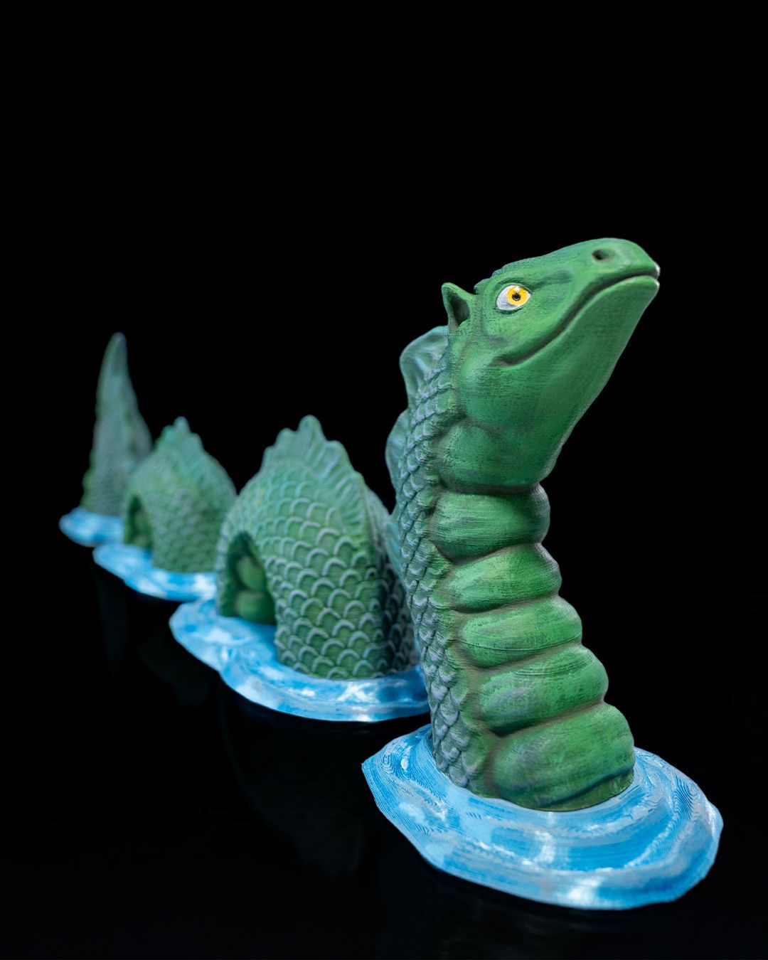 Nessie Loch Ness Canavarı Boyalı Figür 25 CM (BÜYÜK BOY)