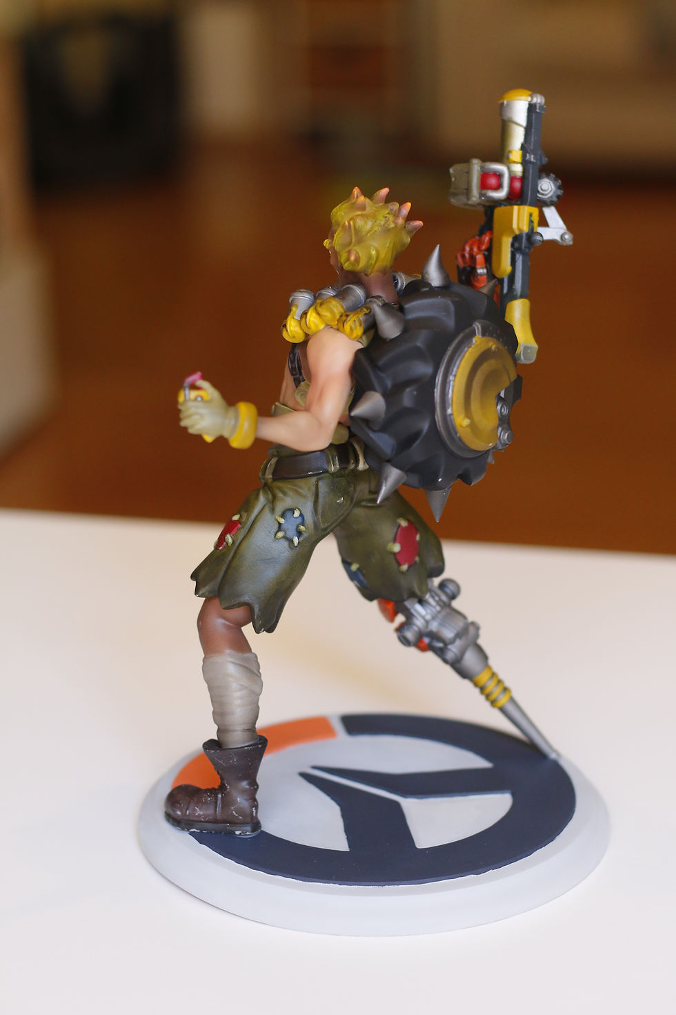 Küçük resim: Overwatch Junkrat Figür Jamison Fawkes Figür Büyük Boy 25CM