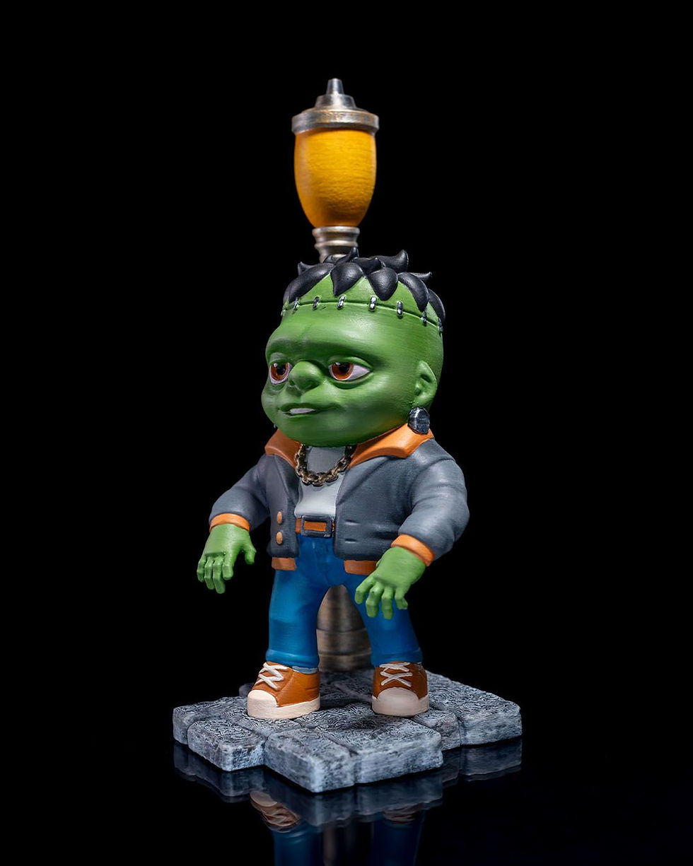 Küçük resim: Halloween Urban Terrors - Frankie Boyalı Figür 15 Cm (BÜYÜK BOY)