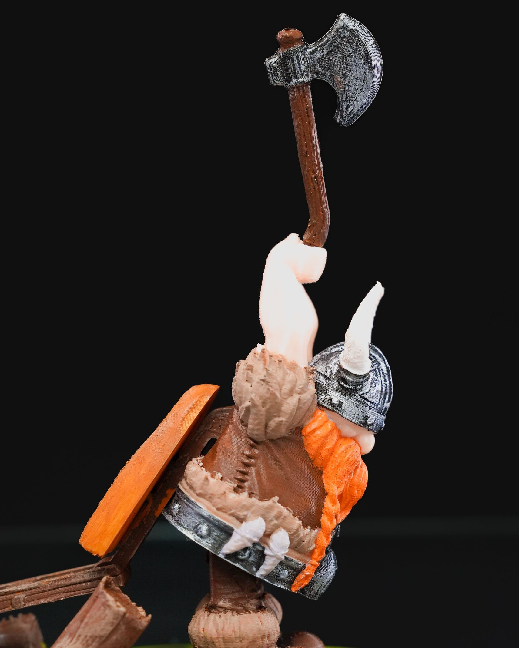 İskandinav Balta Atan Viking Cüce Hareketli Oyuncak