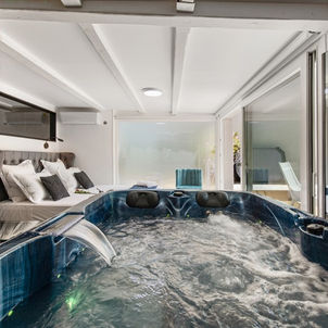 Chambre avec Jacuzzi Privatif au Cap d'Agde