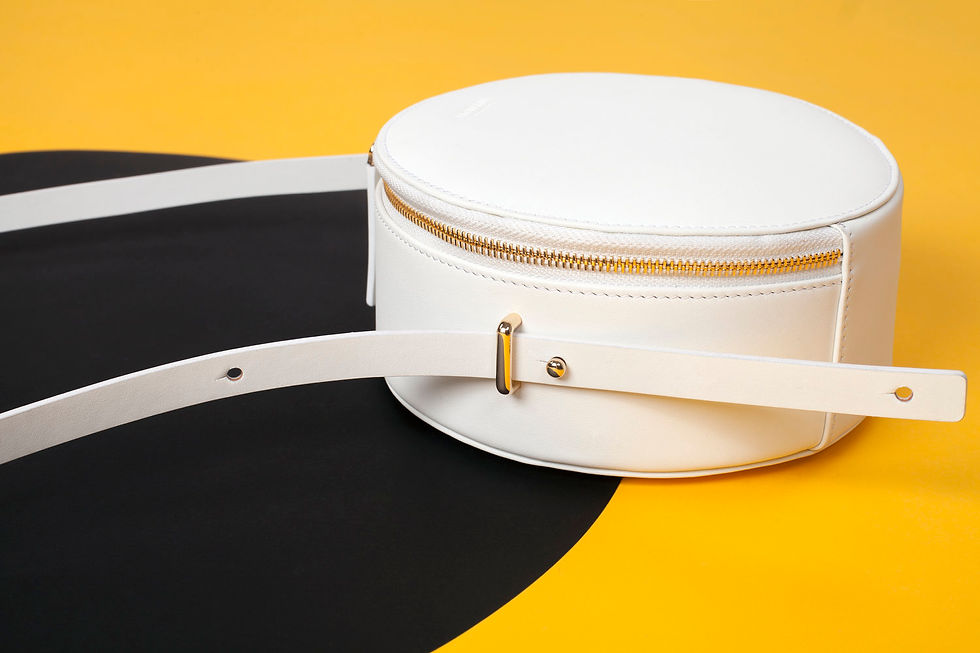 Thumbnail: NAOSHIMA Round Bag_White