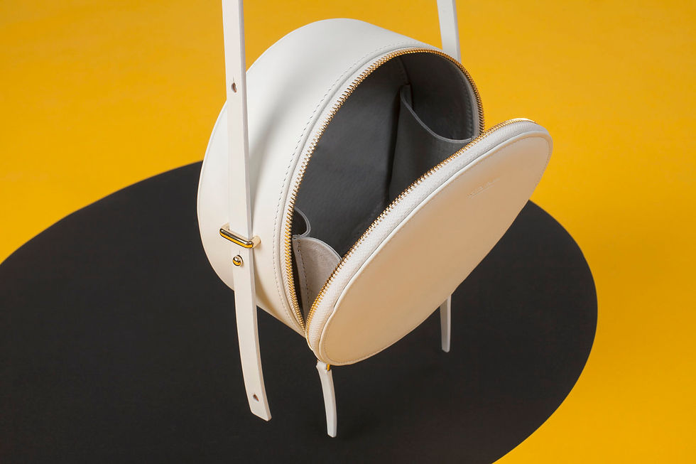 Thumbnail: NAOSHIMA Round Bag_White
