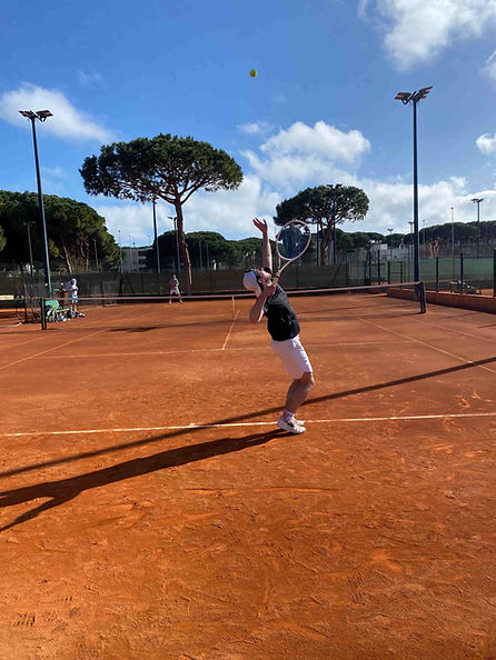 Tennis Barcelone OSS Stage programme joueurs locaux.jpg