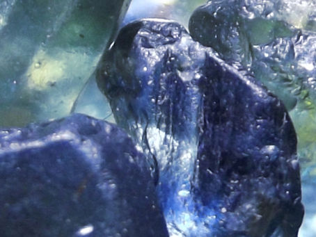GemGlaz : où trouver des saphirs en Auvergne ?  Et comment savoir si c'est un saphir ?