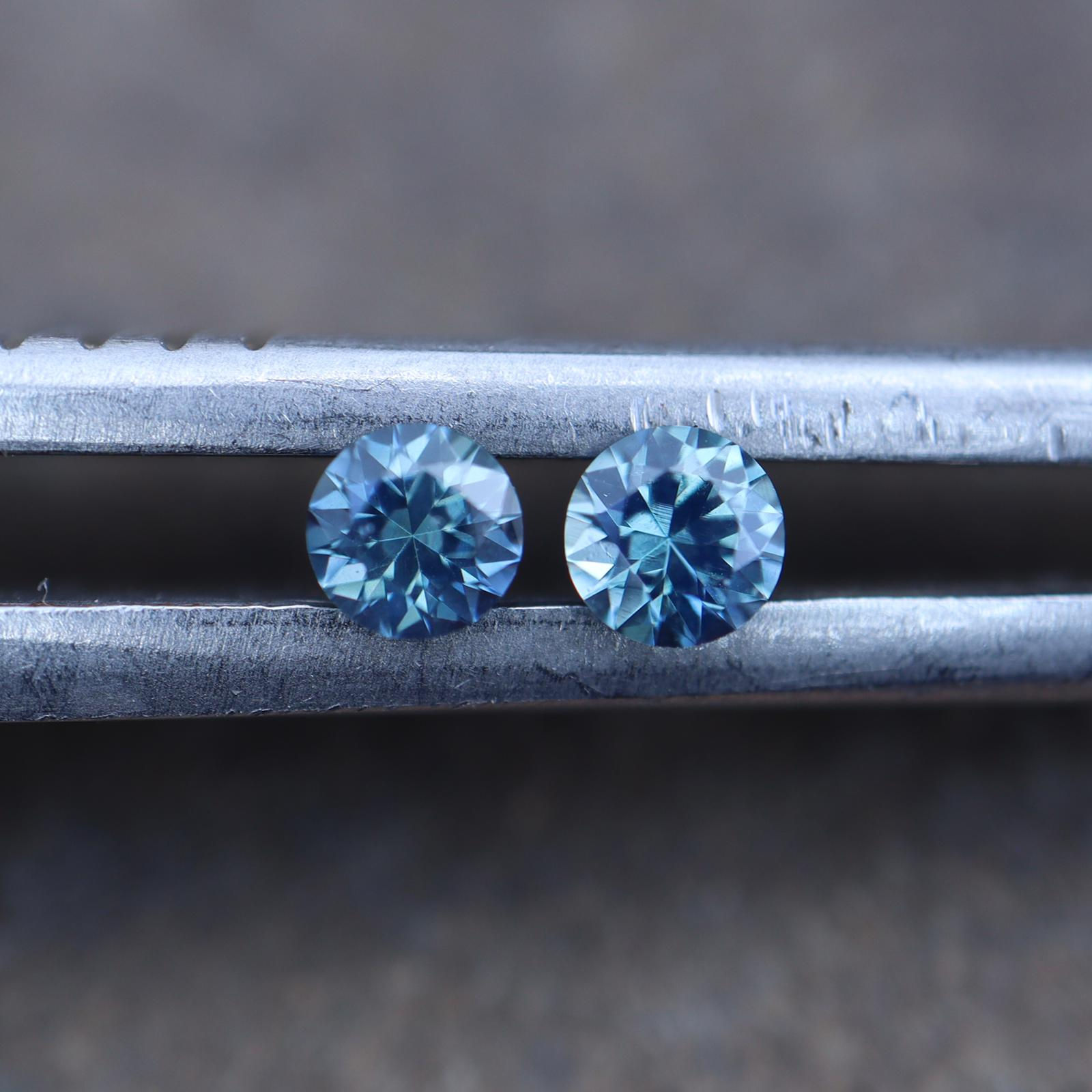 Saphirs d'Auvergne appairage ronds brillants 0.25ct