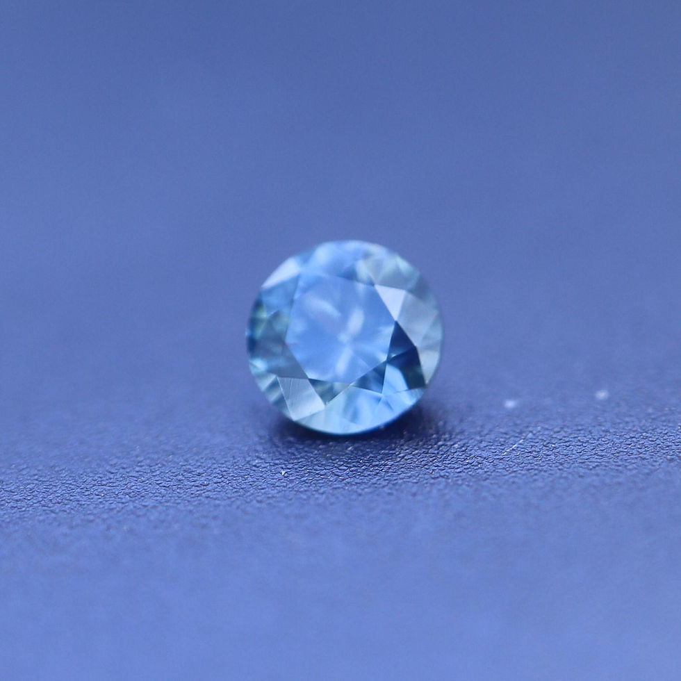 Miniature : Saphir d'Auvergne taille rond brillant 0.24ct