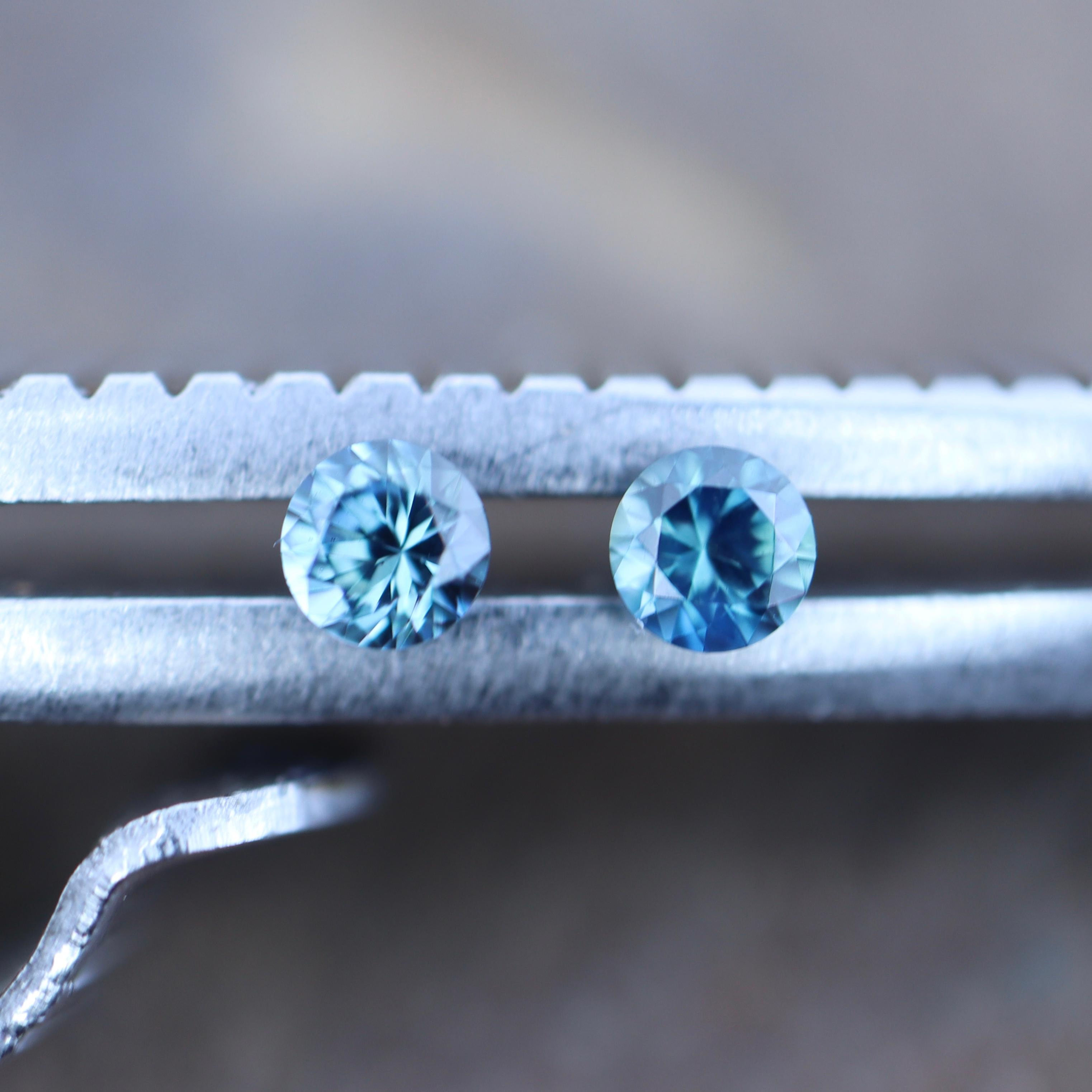 Saphirs d'Auvergne appairage ronds brillants  0.21ct