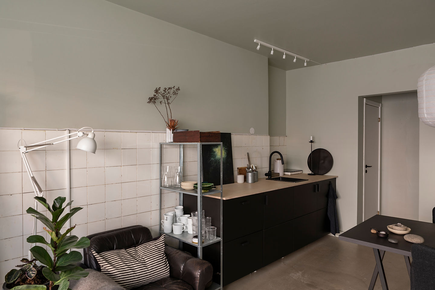 Tilpasset IKEA kjøkken hos Dugg Design.