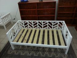 Staci Daybed