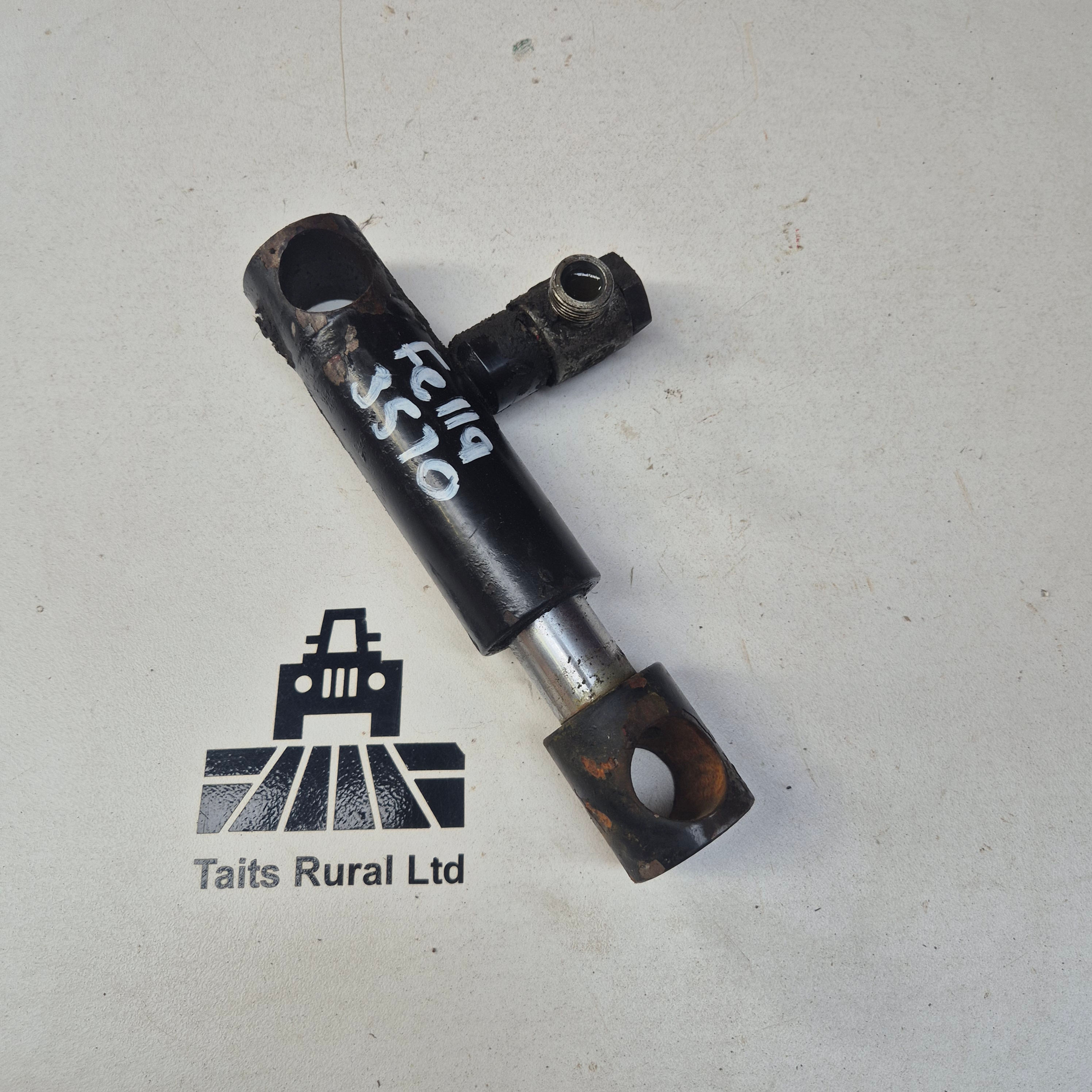 Fella 3570 TL Hydraulic Cylinder - 135912