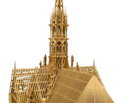 La « forêt » de Notre‐Dame reproduite en Chef-d'Oeuvre par les Compagnons du Tour de France