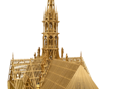 La « forêt » de Notre‐Dame reproduite en maquette par les Compagnons Charpentiers du Tour de France