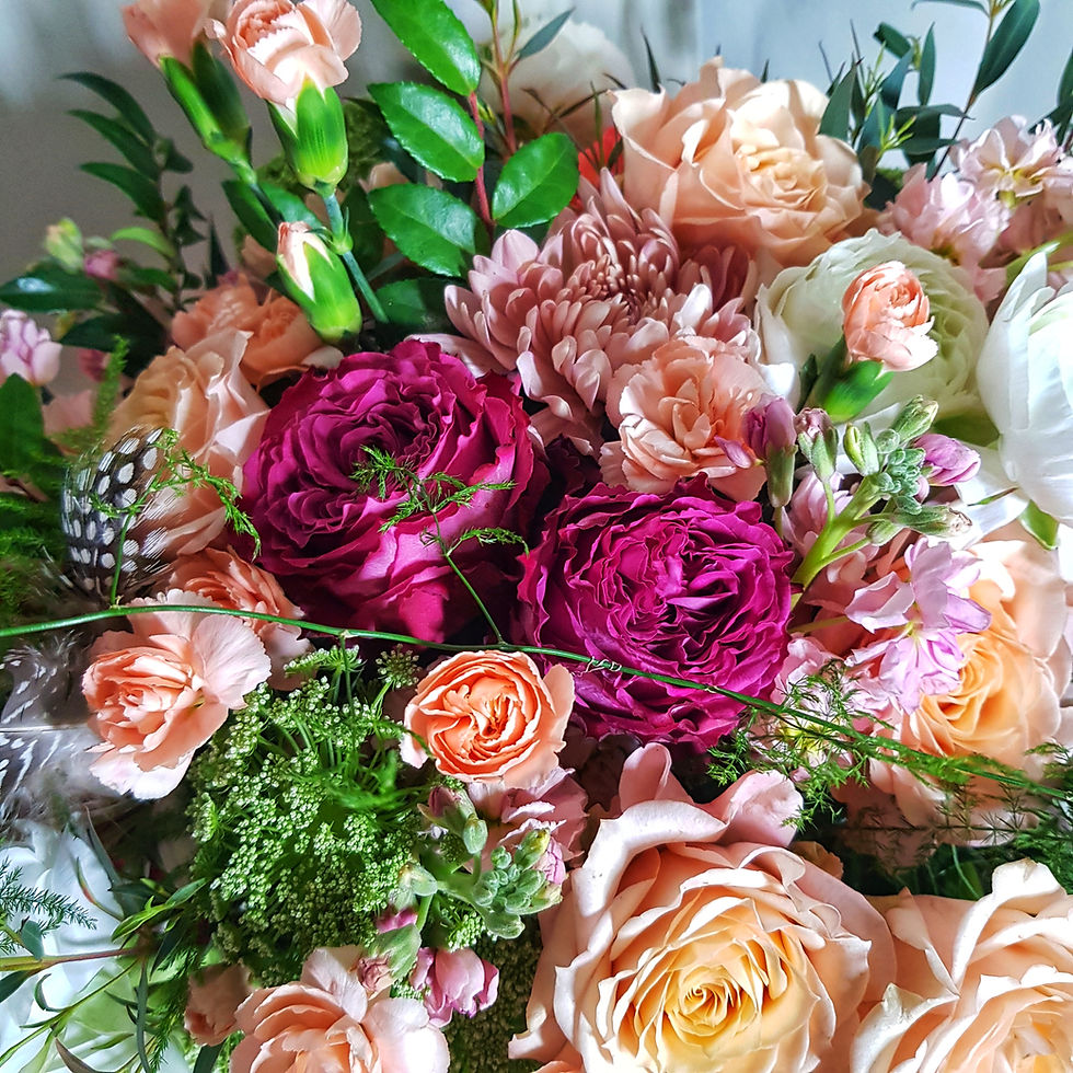 Thumbnail: Hand-tied in peach