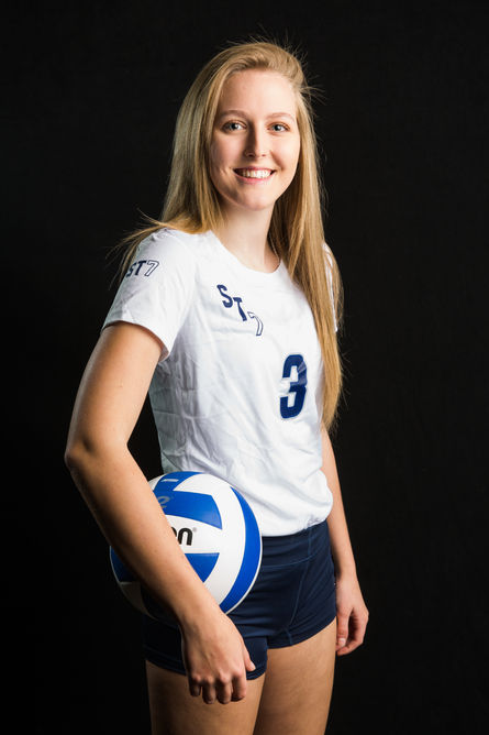 Congratulations to Danielle Christopher, Deana McDuffie, Adriana Zapoli, Sky Turner, and Jada Griffi