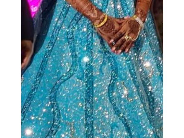Robe de soirée scintillante bleu turquoise