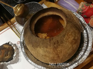 椰子廣式燉湯：椰小盅燉湯專門店