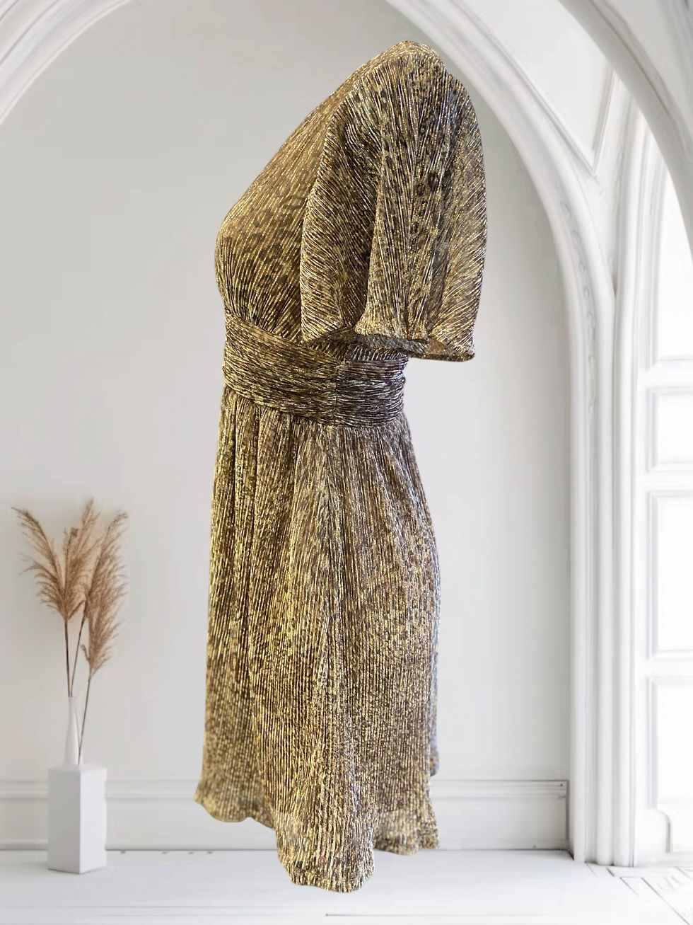 Miniature : Robe dorée, Molly Braken