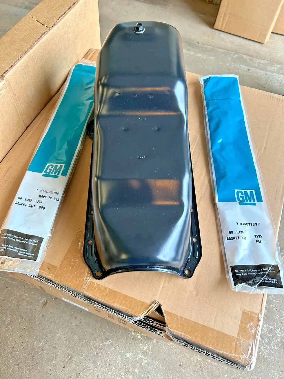 Thumbnail: GM #359937 NOS 1957-62 C2 Corv 327 SCB 6QT Trap Door Oil Pan NEW in GM Box