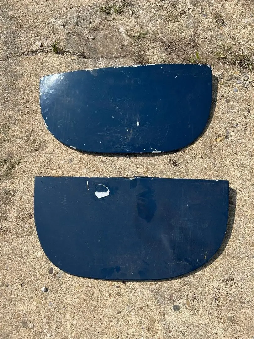 Thumbnail: 1940s Chevy? Custom Fender Skirts