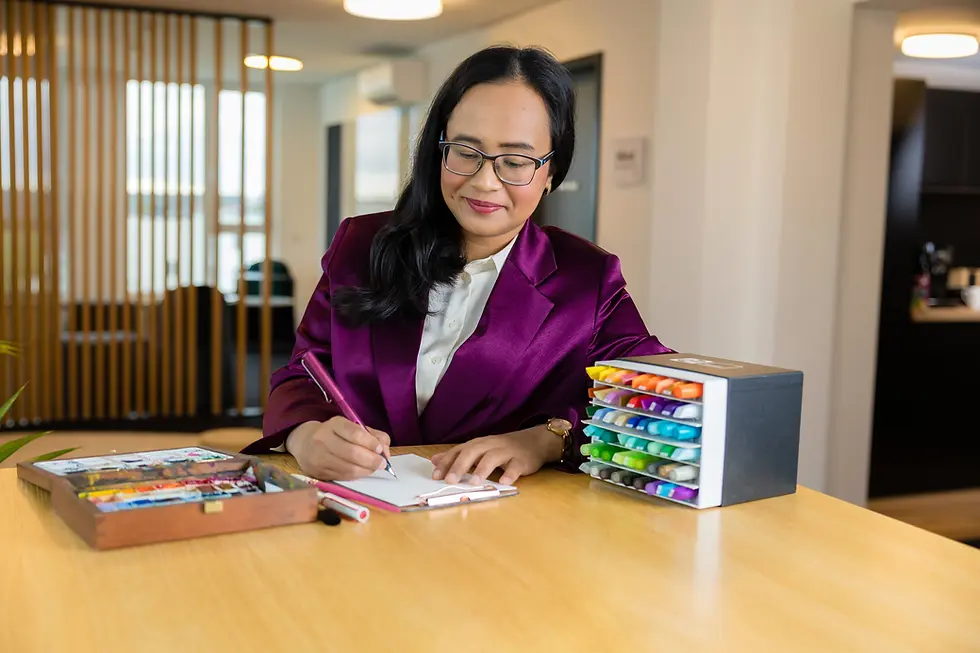 Live Fashion Illustrator Entertainment.webp