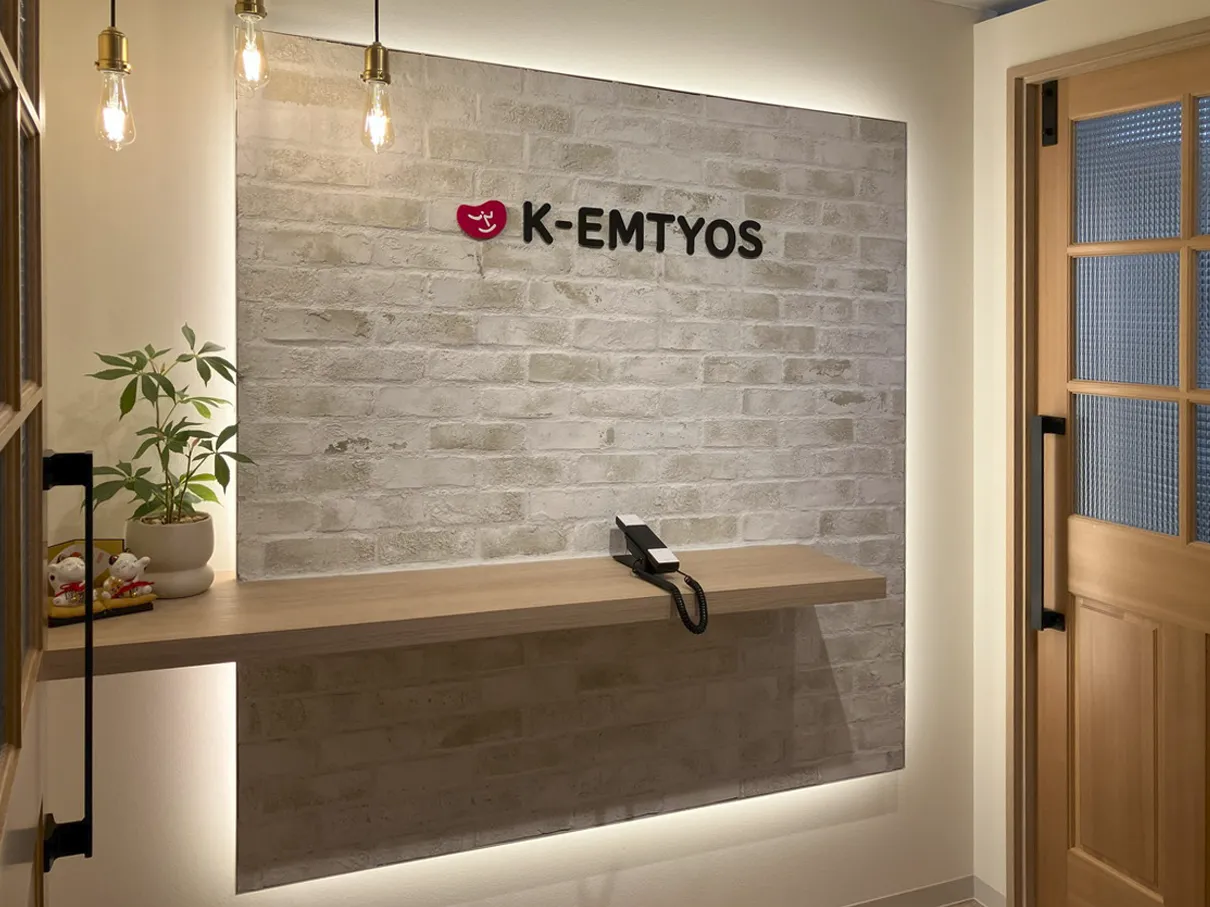 白いレンガ・ブリックタイル施工事例