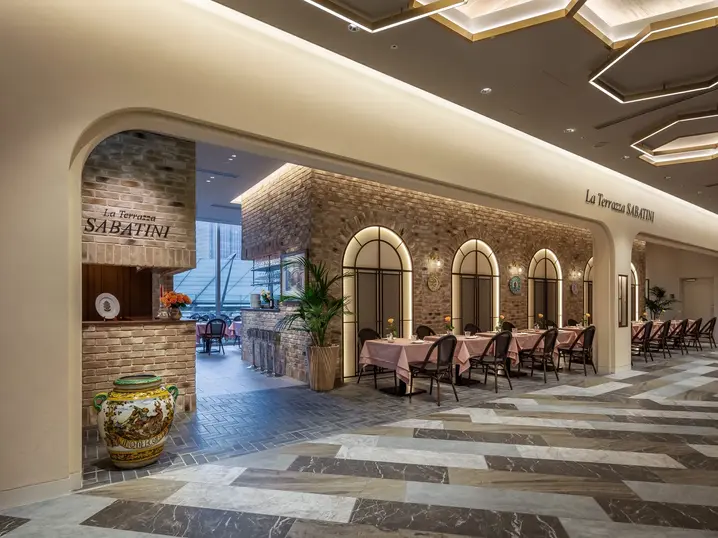 「La Terrazza SABATINI ミッドタウン八重洲店」ブリックタイルCAN’BRICK「テキサスクレンショー(TX-1)」