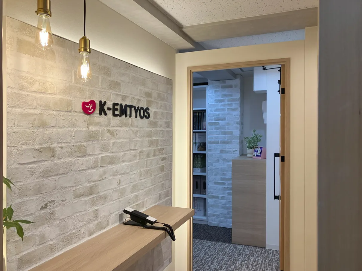 白いレンガ・ブリックタイル施工事例