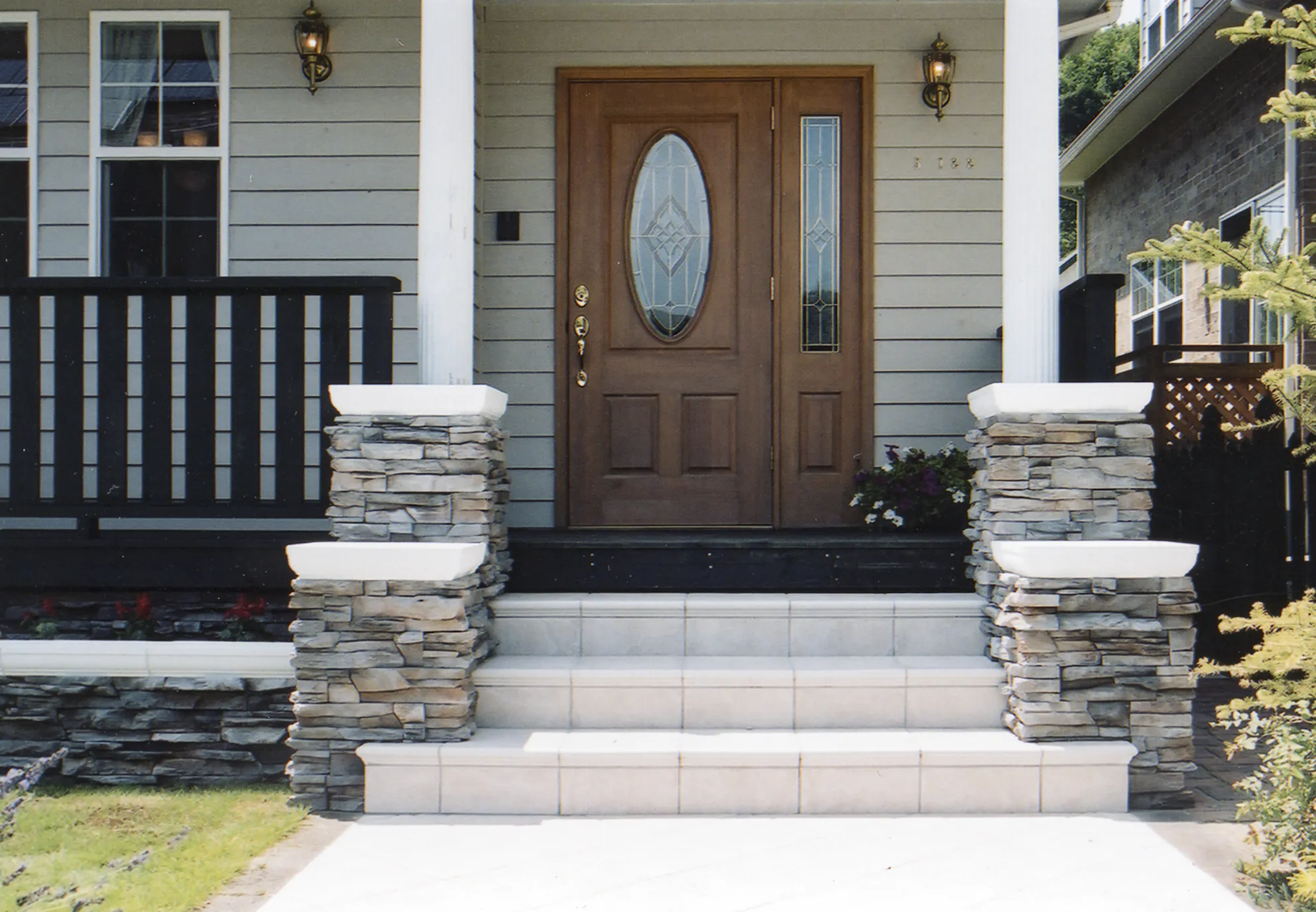 門柱 笠木を使用した事例