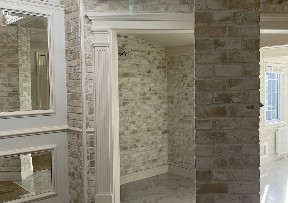 オフィス外装
CAN'BRICK「シロブリ(WH-2)」
CAN'BRICK「デザイナーズシリーズ(ENG-900)」CAN'FLOOR「キュービック(CUB)」