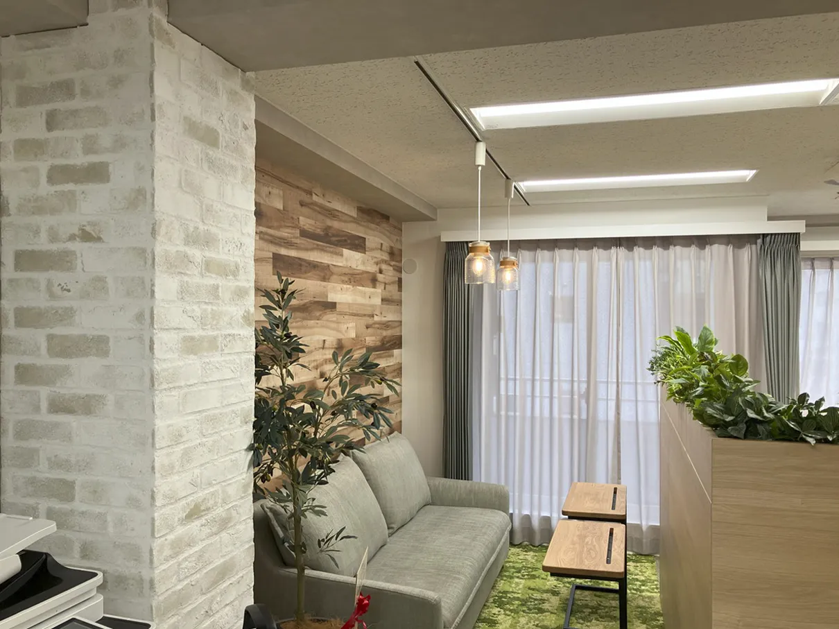 白いレンガ・ブリックタイル施工事例