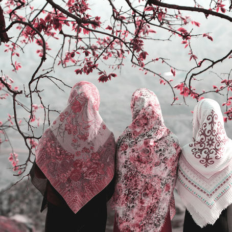 Jilbab dan Akhlak, Mana yang Lebih Utama dalam Islam?