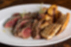 Tagliata di controfiletto con patate al forno