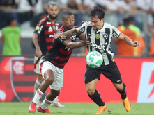 " Flamengo passeia de barco em Belém e Botafogo fica a ver navios"