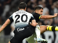 "Corinthians garante classificação no Paulista após vencer São Bernardo pelo Paulistão"