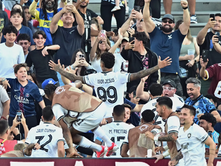 " Botafogo vence PSG num jogo emocionante "