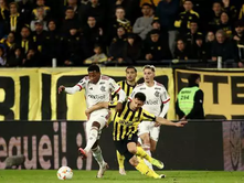 "Flamengo pressiona, mas empata e é eliminado da Libertadores"