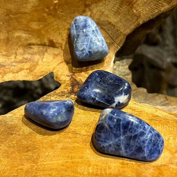 Sodalite stone gemstone crystal fantasy-shop-winkel