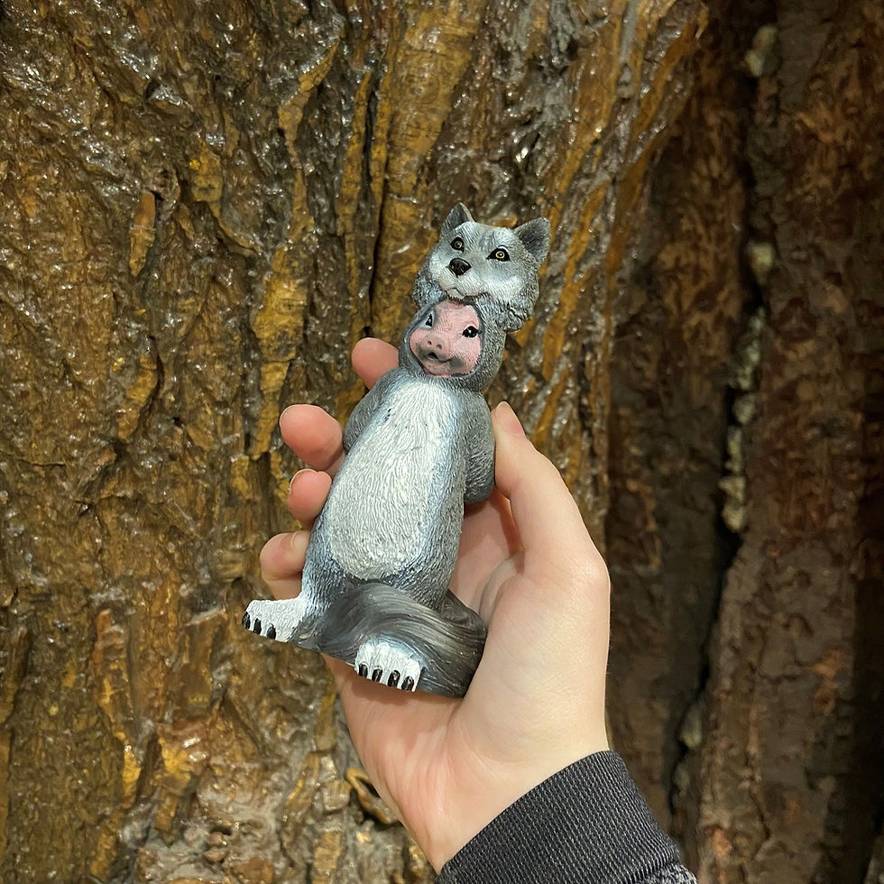 Thumbnail: Wolf disguise Pig Costume  Vermomming Kostuum Varken Figurine Figuur Fantasy Fantasie Roodkapje Red Riding Hood