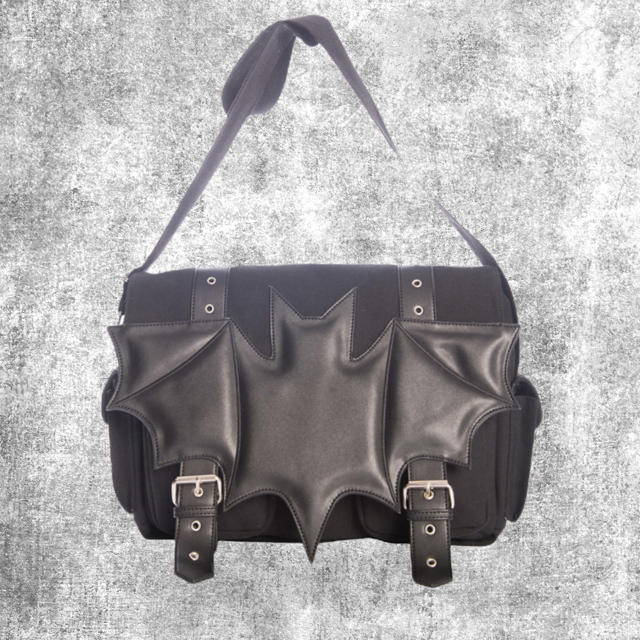Bat night shoulderbag vleermuis zwart black alternative schoudertas tas gothic goth fantasy shop chimera winkel