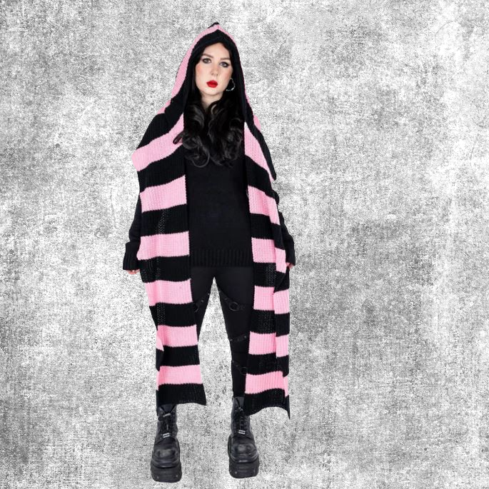 Amy hat/ scarf. Black/Pink sjaal met muts zwart rose winter