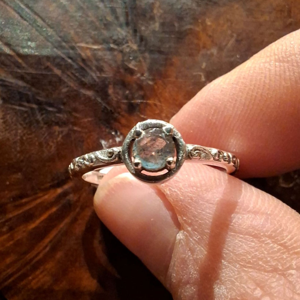 Tiny Labradorite Ring Labradoriet Steen Stone Crystal Kristal Sterling Silver Zilver