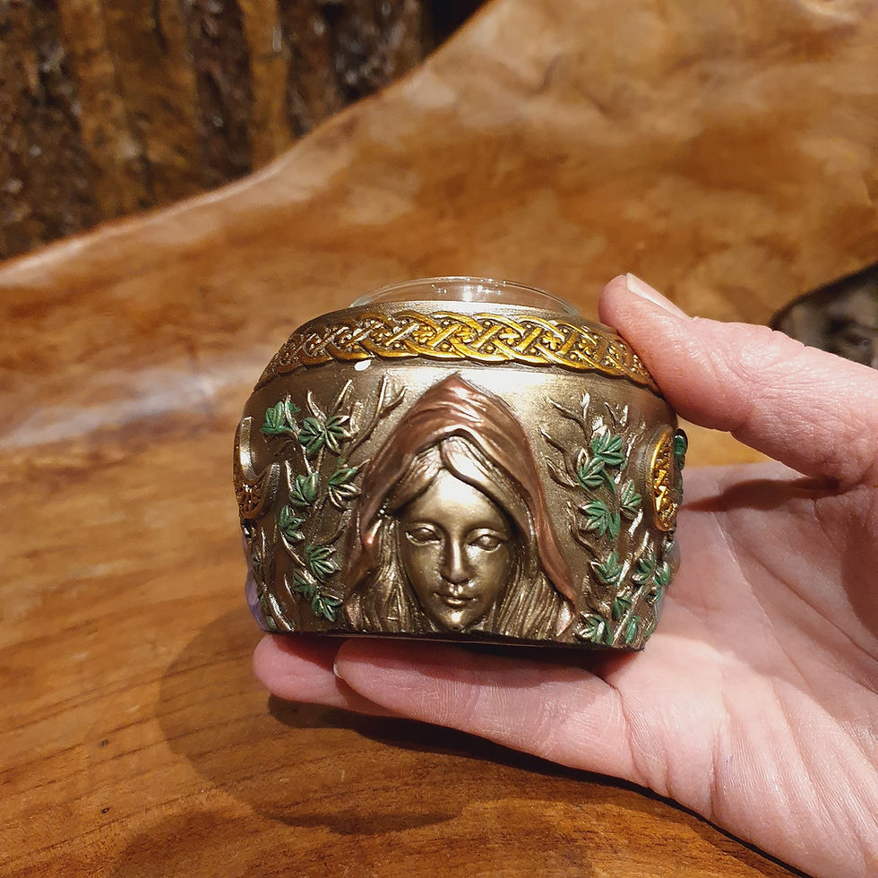 Thumbnail: Triple goddess votive candle holder waxinebrander godin fantasy-shop winkel